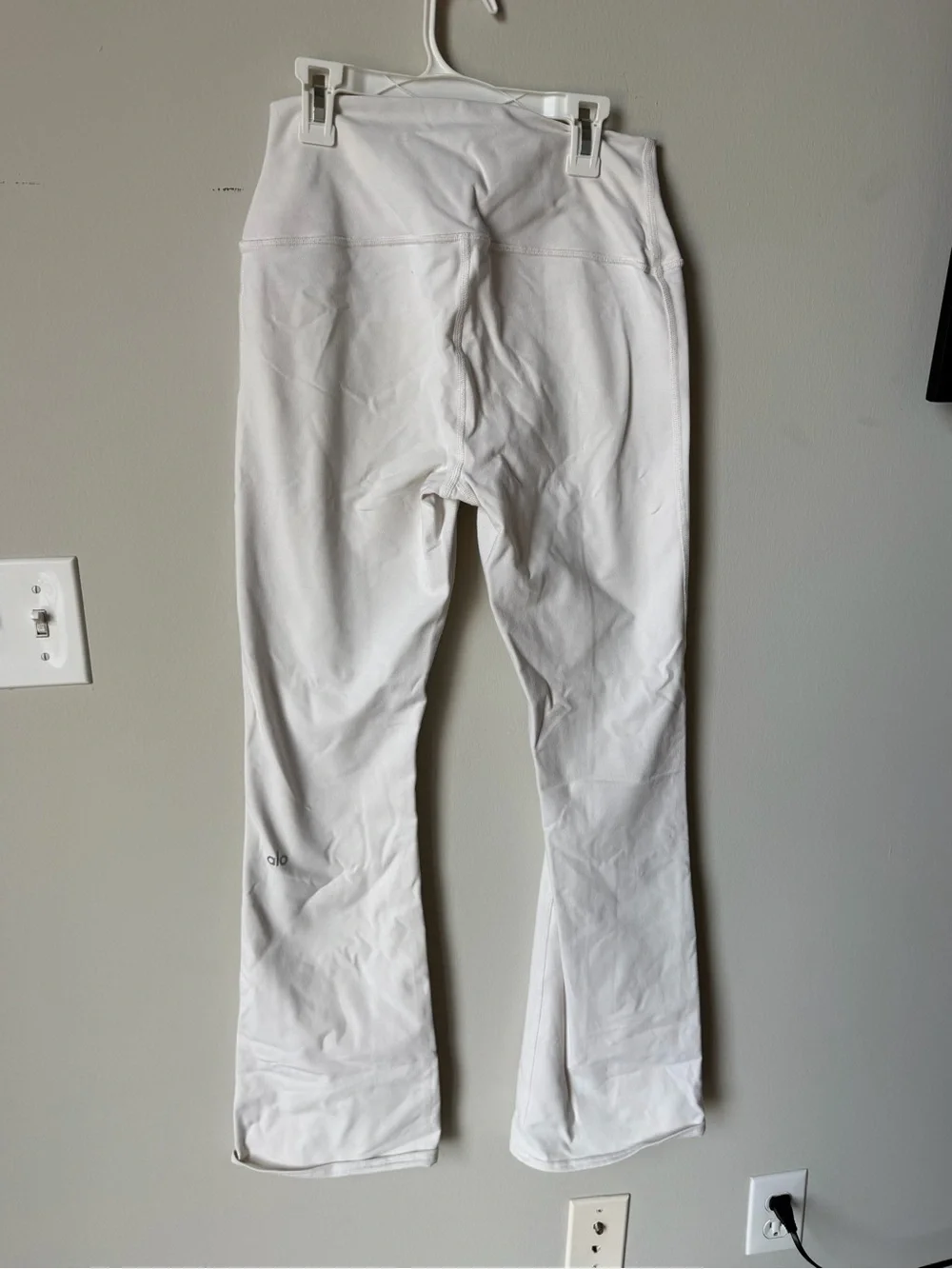 ALO Yoga Cream High-Waist Flare Leggings